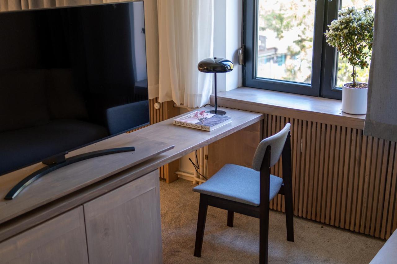 Bloom Suites 普里什蒂纳 外观 照片