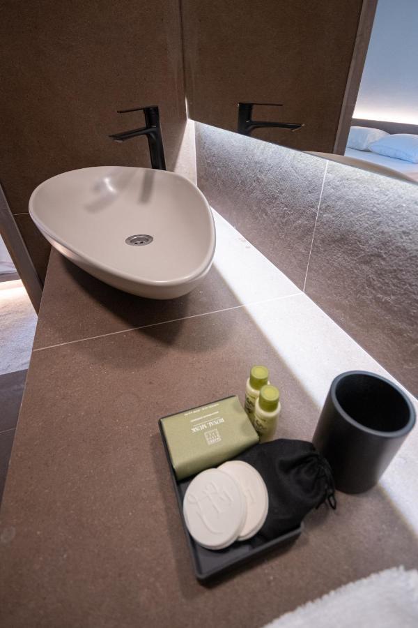 Bloom Suites 普里什蒂纳 外观 照片