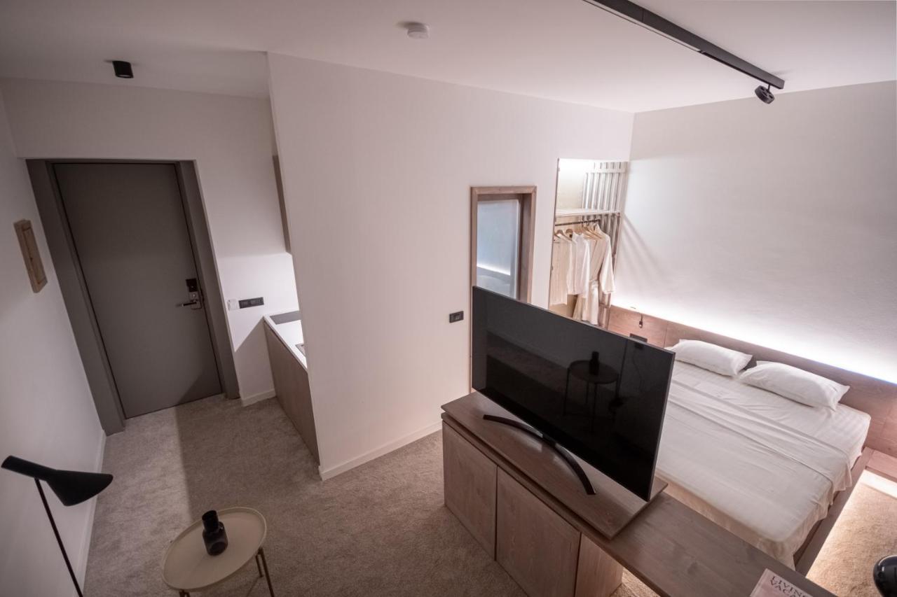 Bloom Suites 普里什蒂纳 外观 照片